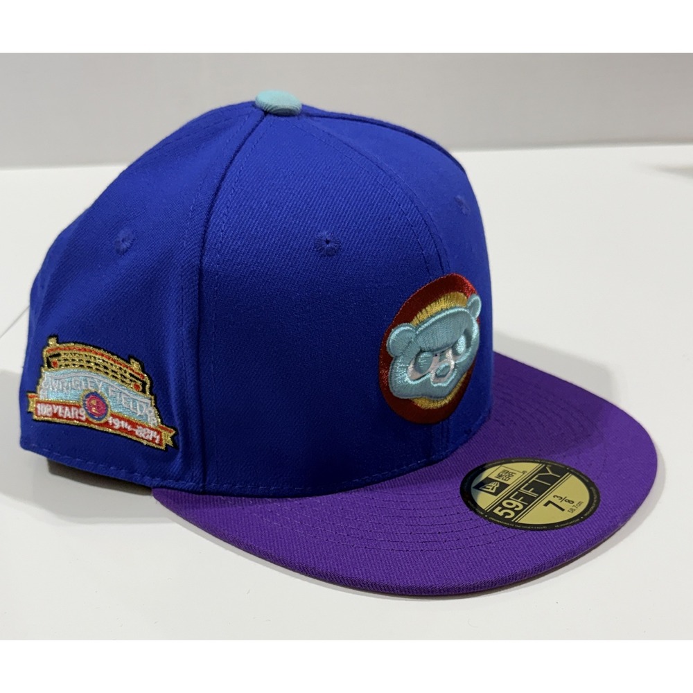 NEW ERA 59FIFTY - Fitted Chicago Cubs Hat - Wrigley Field Patch -Size 7 3/8 NEW
